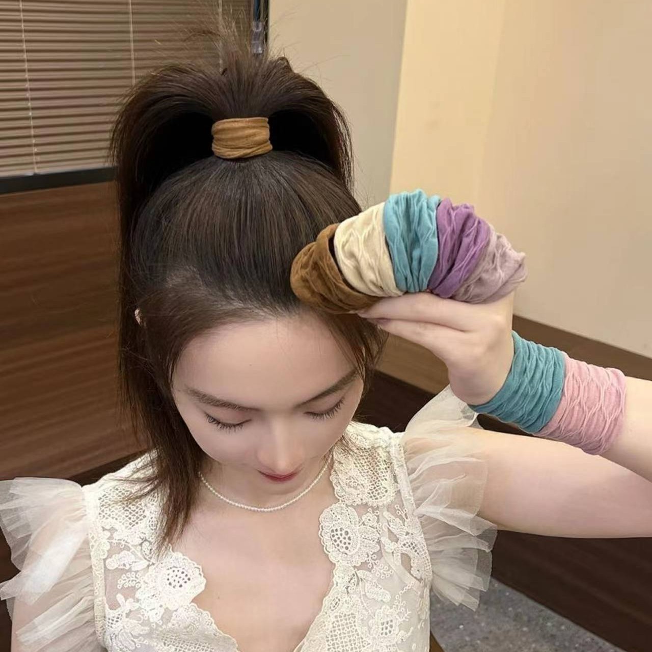 依牧升级版提花系列超柔软高弹耐用面膜肌肤感发圈韩版超宽发绳 到手价¥6.90