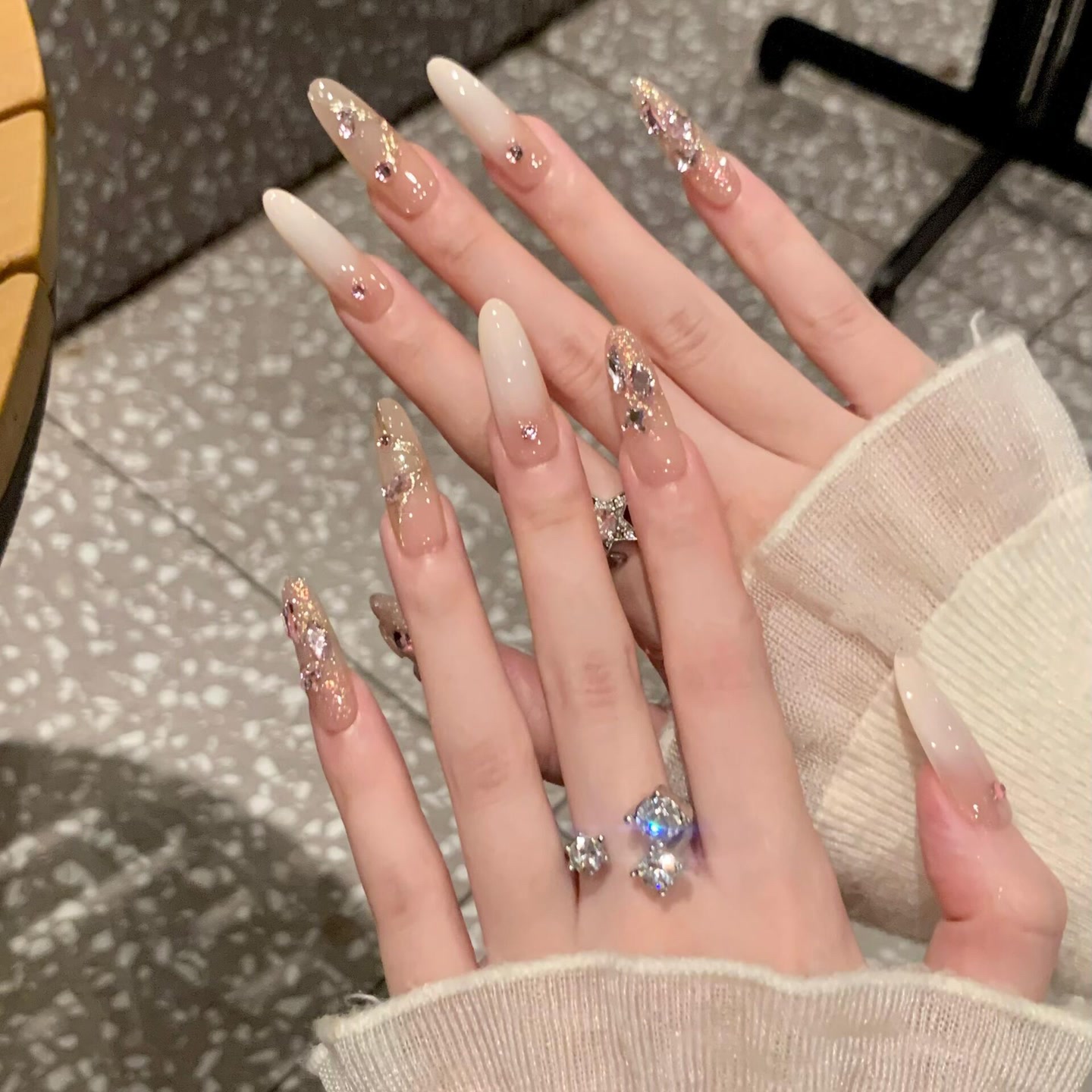 乳白鎏金粉黛法式温柔显白美甲半手工高级气质穿戴XL 到手价¥5.90