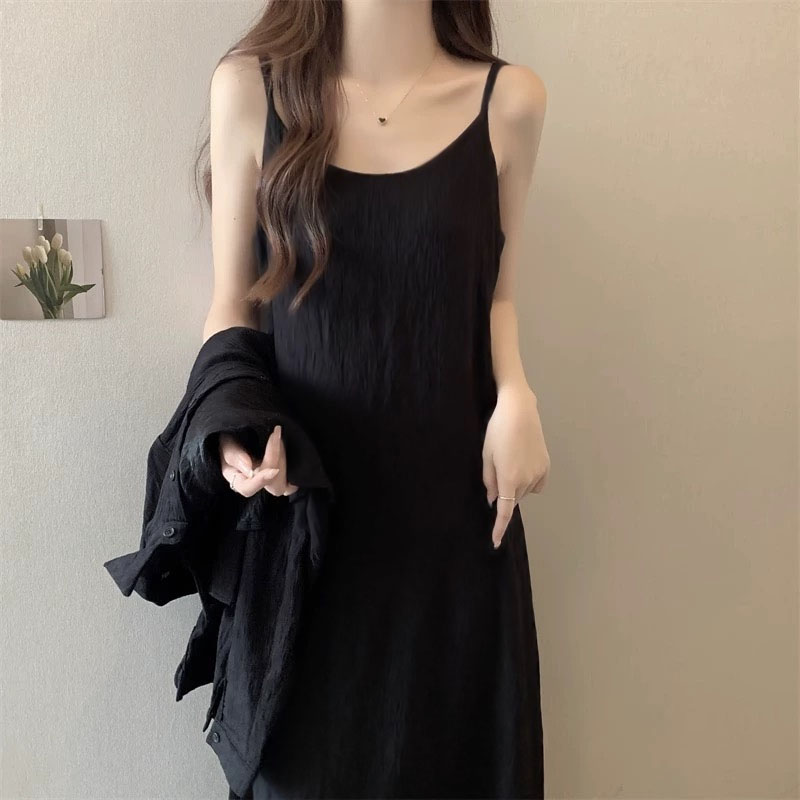吊带小黑裙夏季遮肚子无袖裙纯色背心垂顺褶皱宽松连衣裙 到手价¥9.99