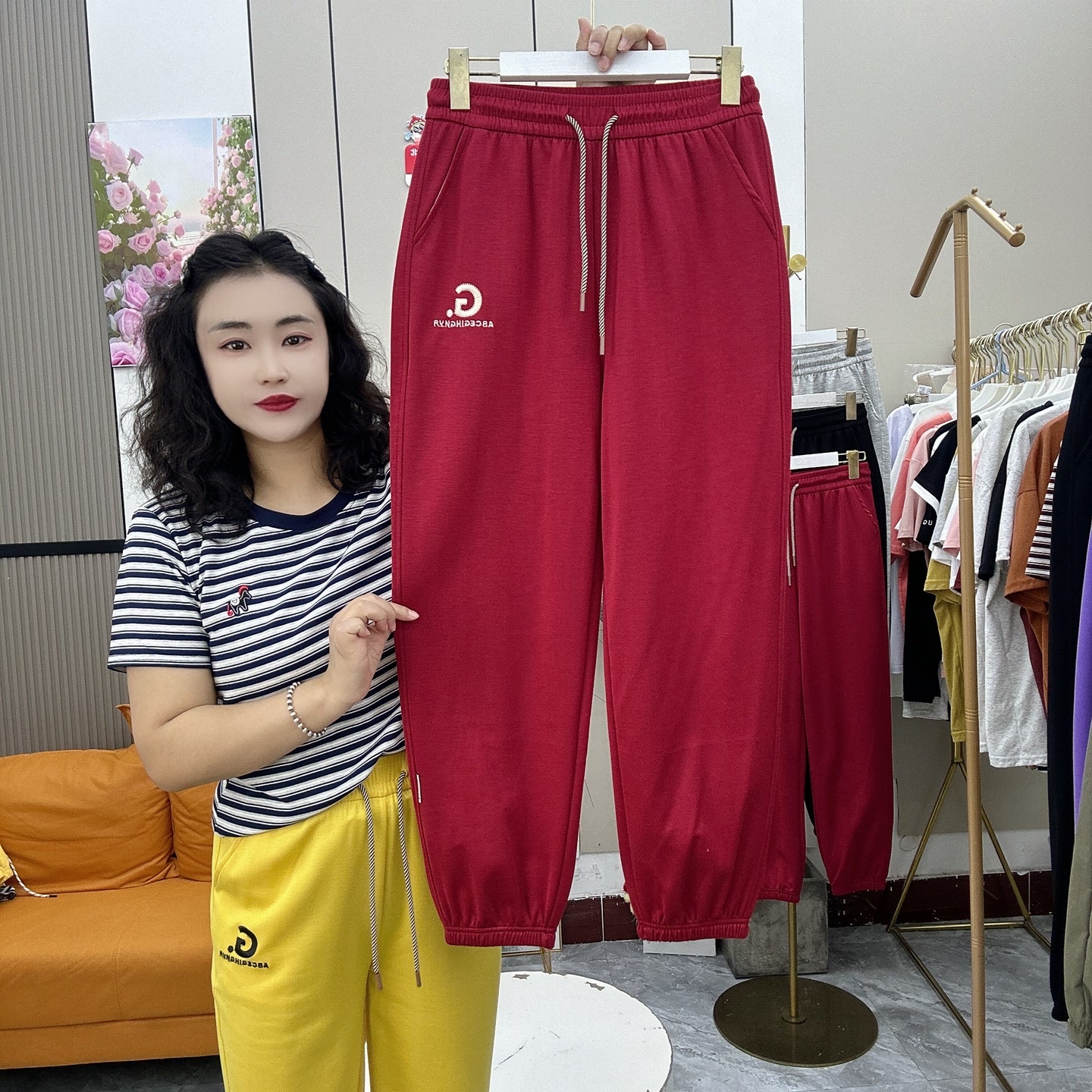 017女士夏款空气棉刺绣G休闲卫裤 到手价¥25.90